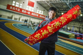 曼城阿森纳强势出击，维拉曼联上演焦点战